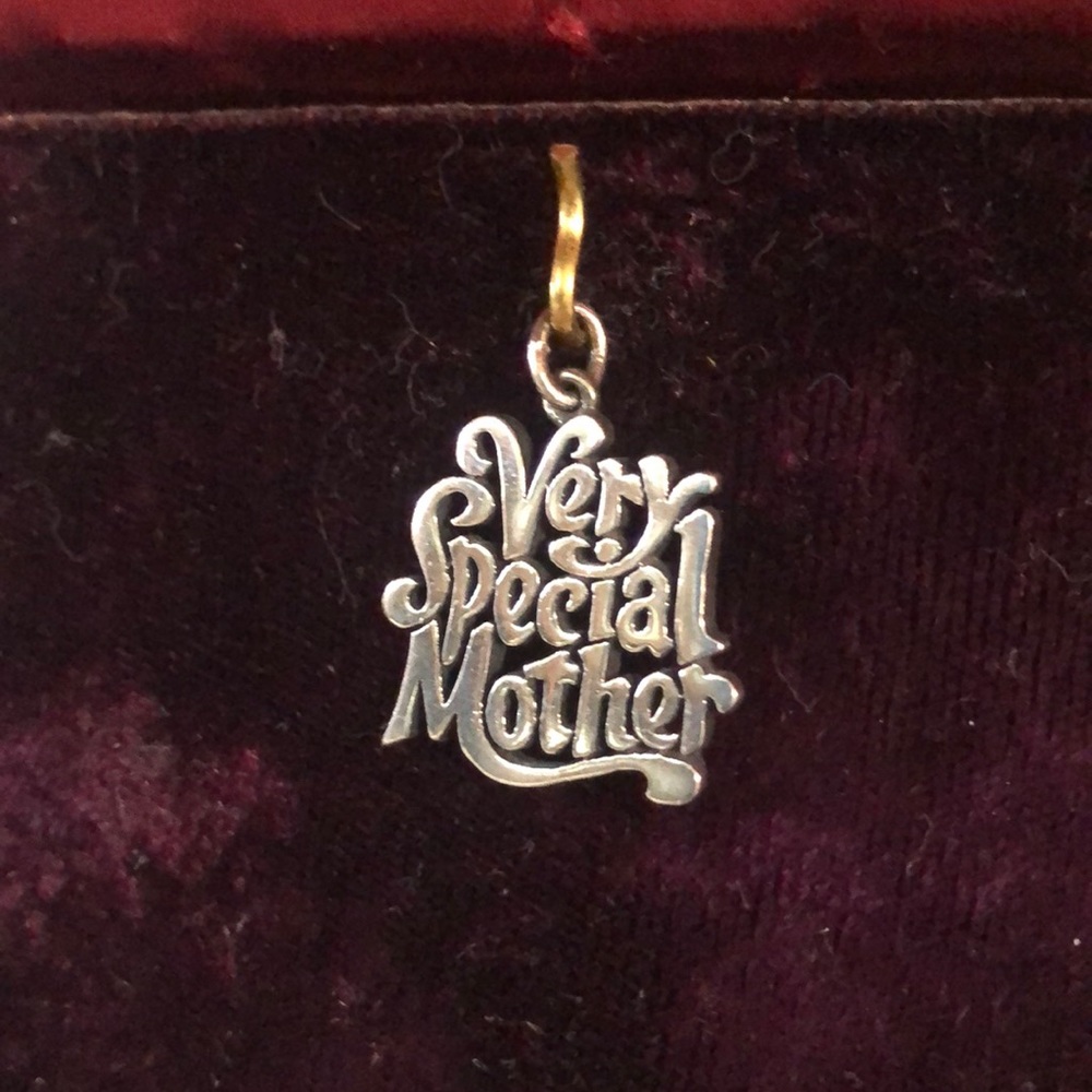 VINTAGE James Avery Very Special Mother charm